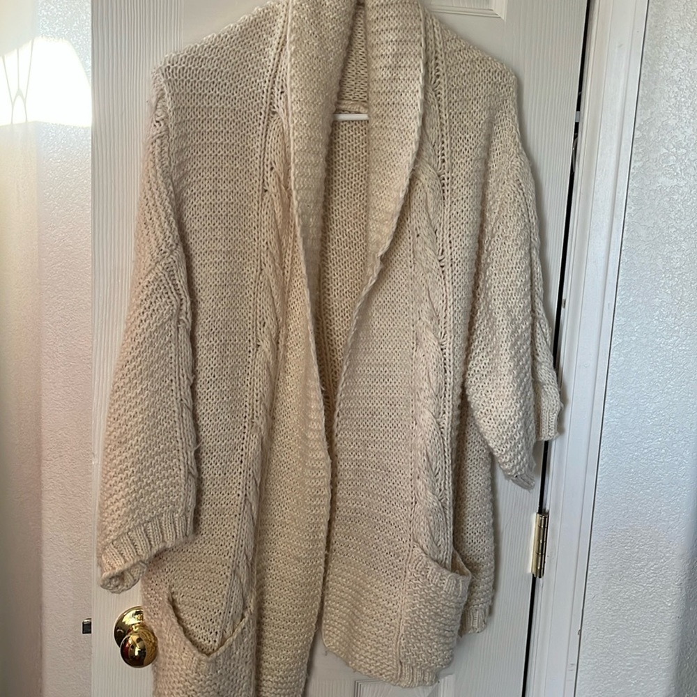 GAP KNITTED SWEATER w shorter sleeve no buttons sz XL